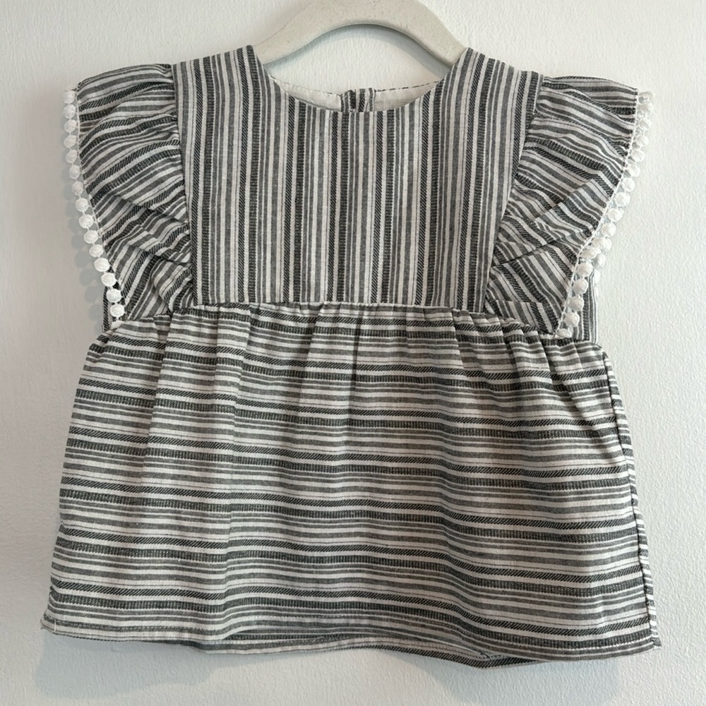 NWT Vignette top size 5